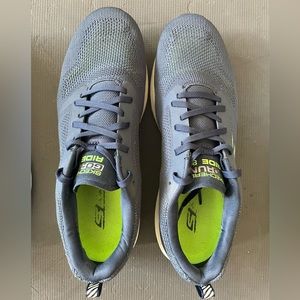 Skechers Hyperburst GoRun Ride 8 - Men’s 12